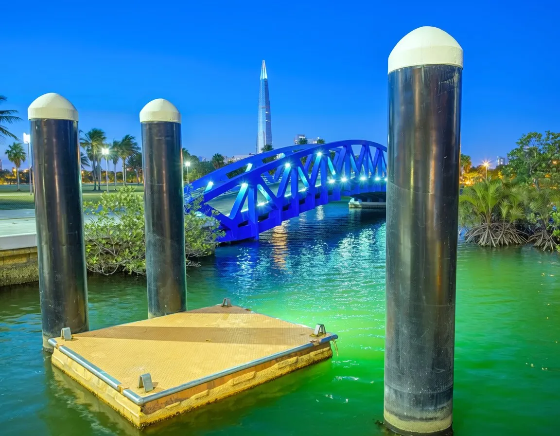 HOTA Evandale Pontoon, Bundall Road, night fishing pick-up point